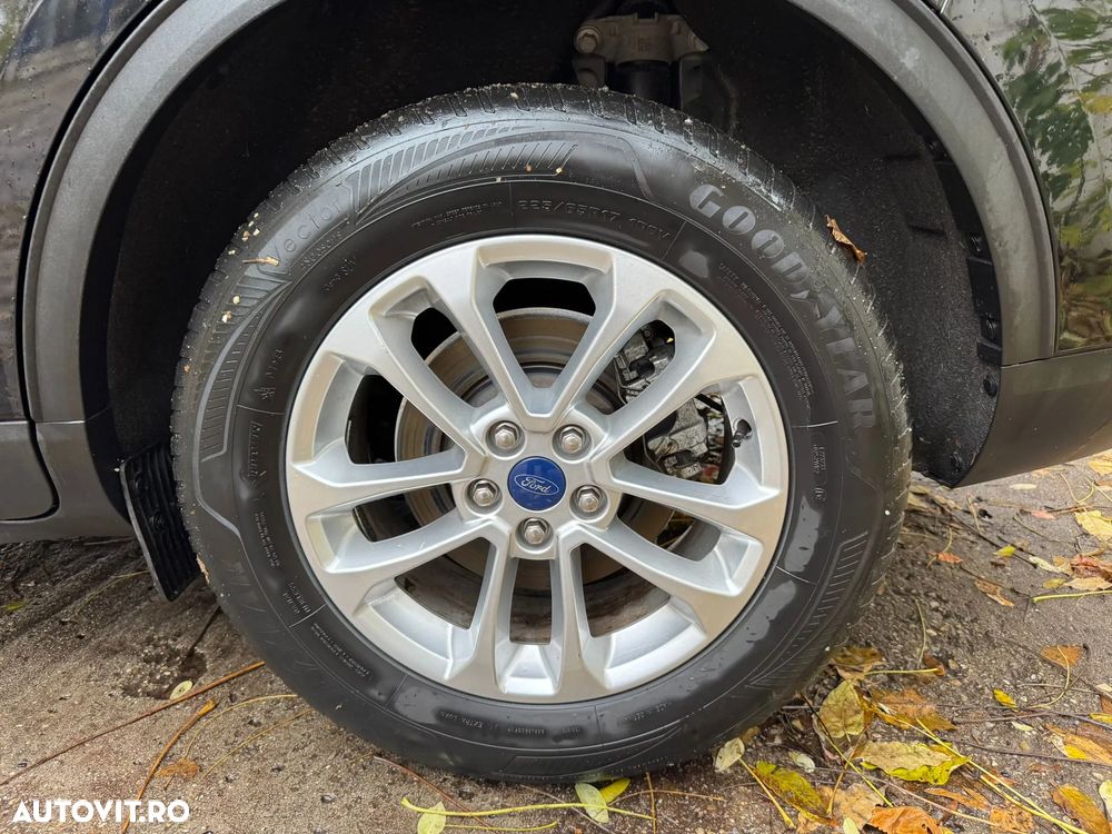 Ford Kuga 2.5 Duratec FHEV AWD Titanium - 31