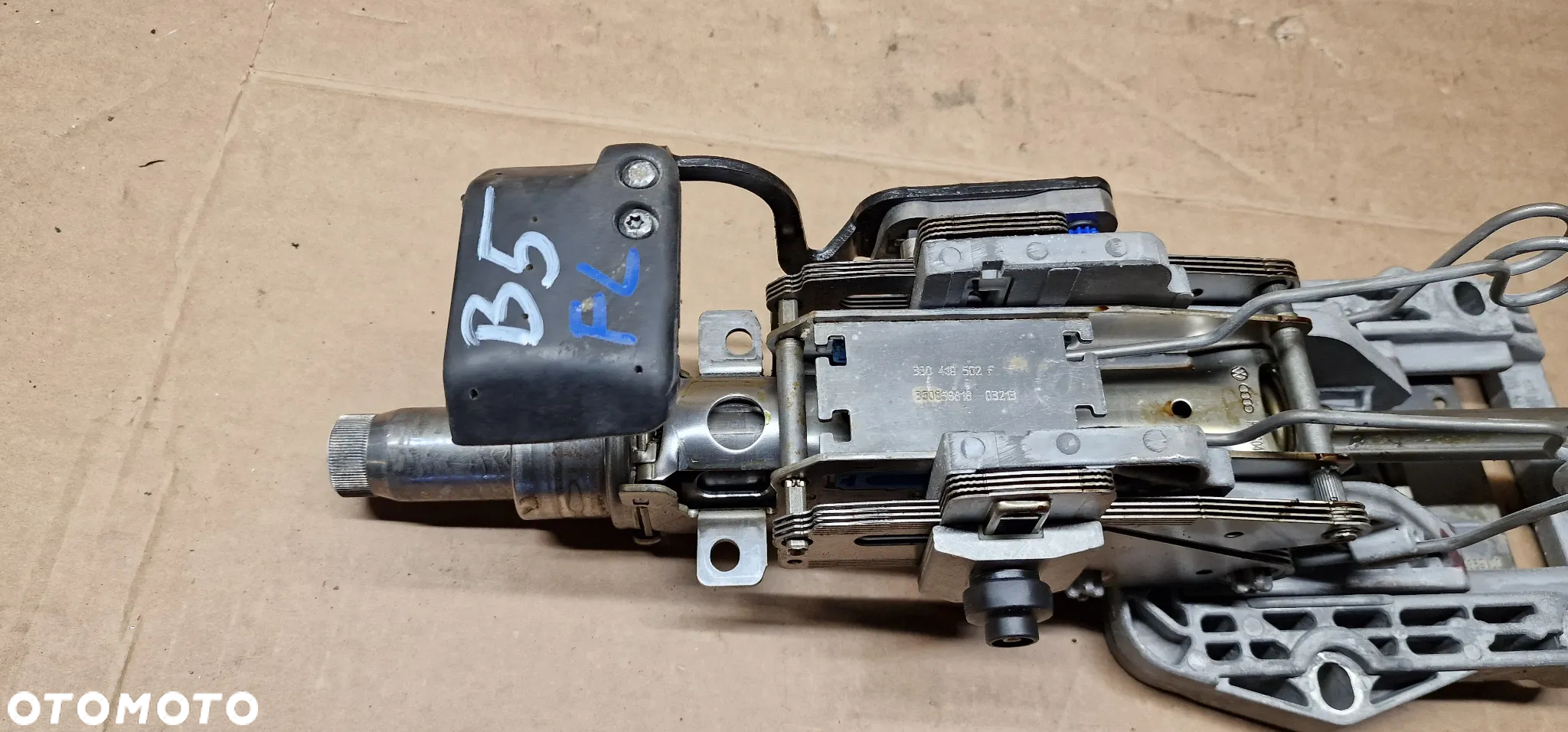 Kolumna kierownicza krzyżak VW Passat B5 FL 3B0419502F - 2