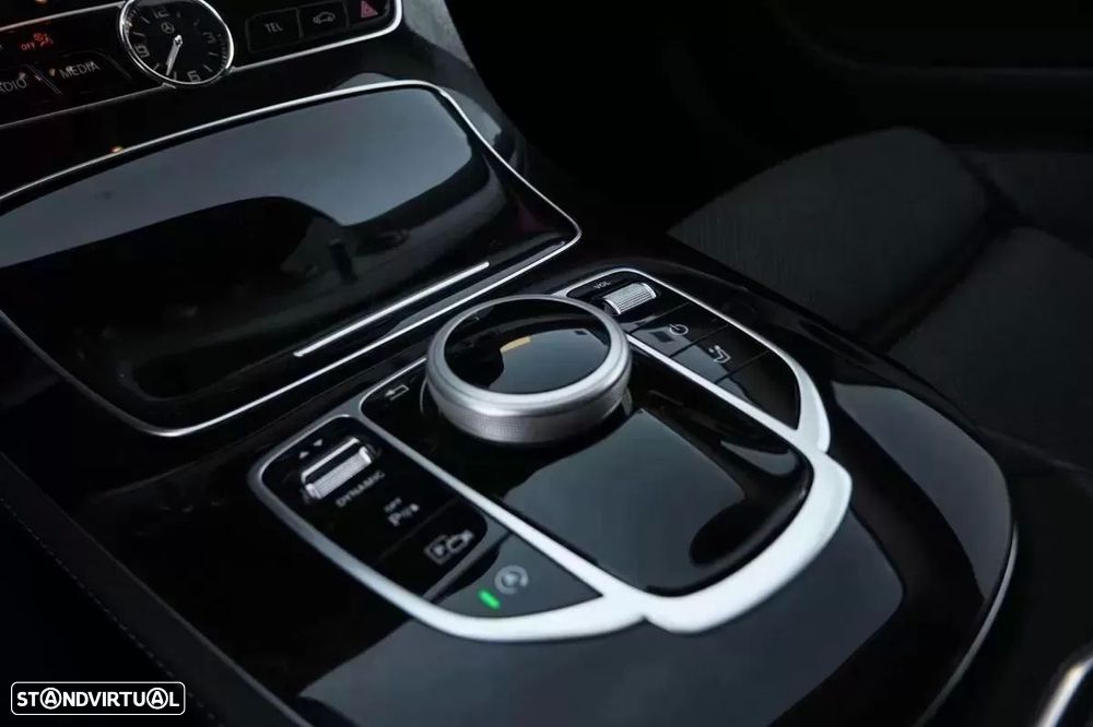 Mercedes-Benz E 220 - 15