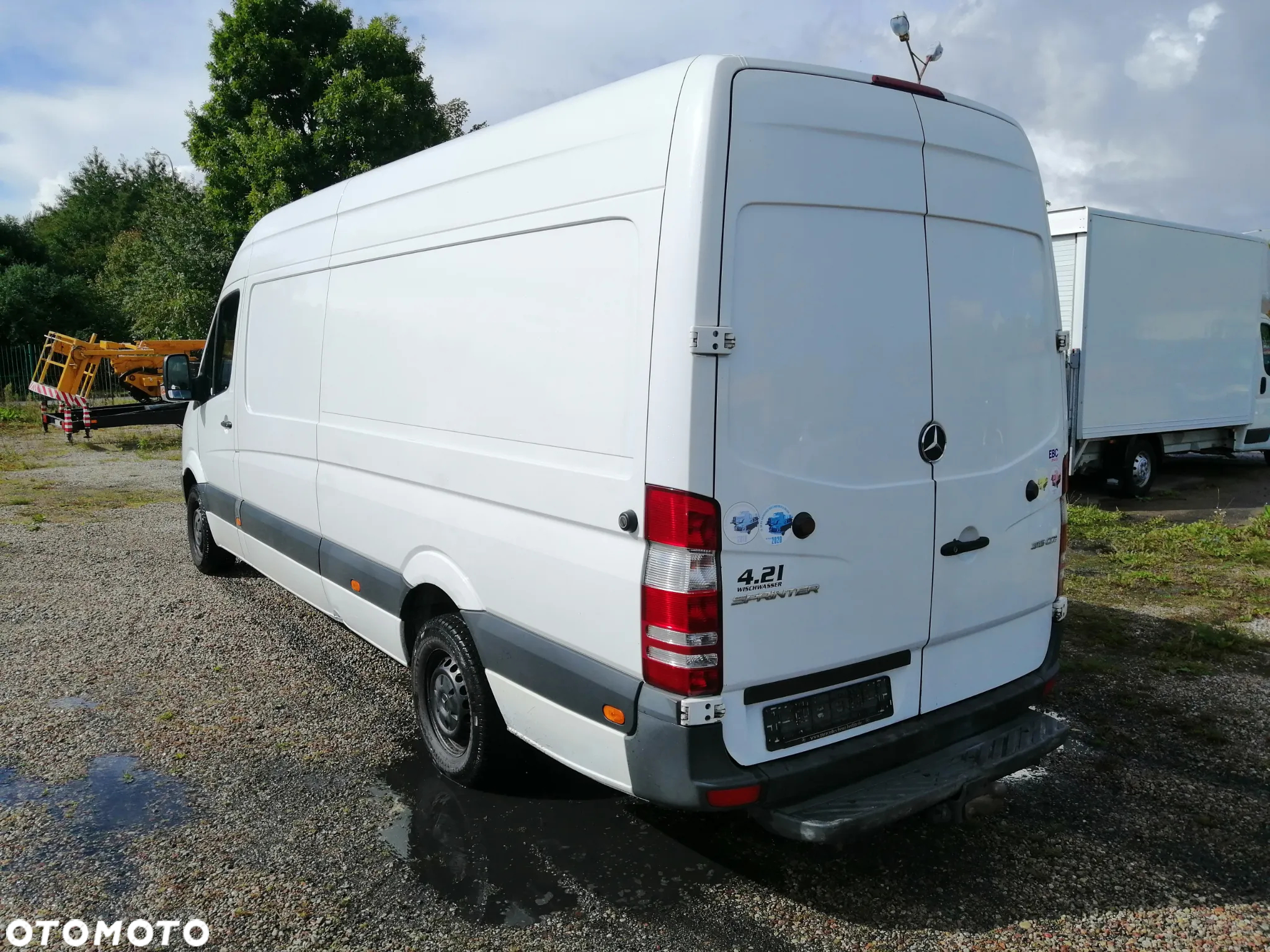Mercedes-Benz Sprinter - 5