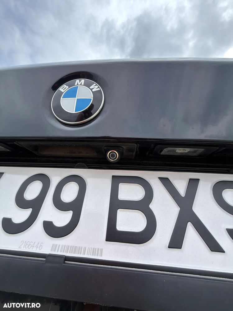 BMW Seria 3 318d Aut. Luxury Line - 11