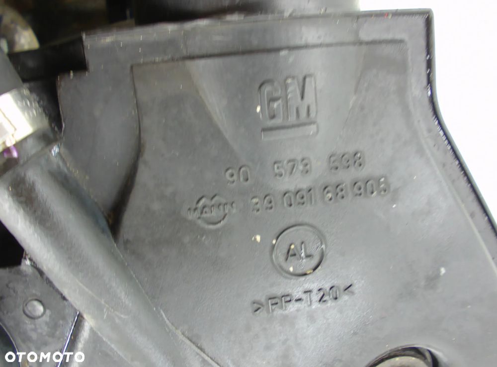 Silnik Opel 1.2 8V X12SZ Głowica Kolektor Części - 8