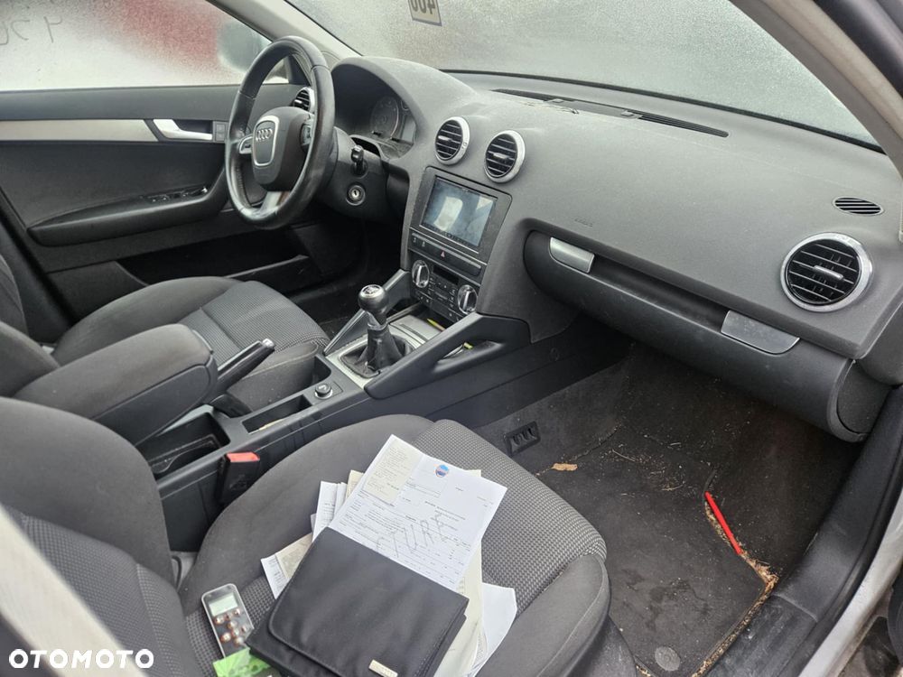 Audi A3 Sportback 2.0 TDI DPF Ambiente - 7