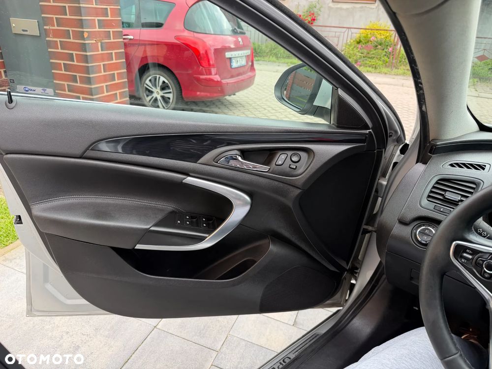Opel Insignia 1.4 T Cosmo S&S - 34