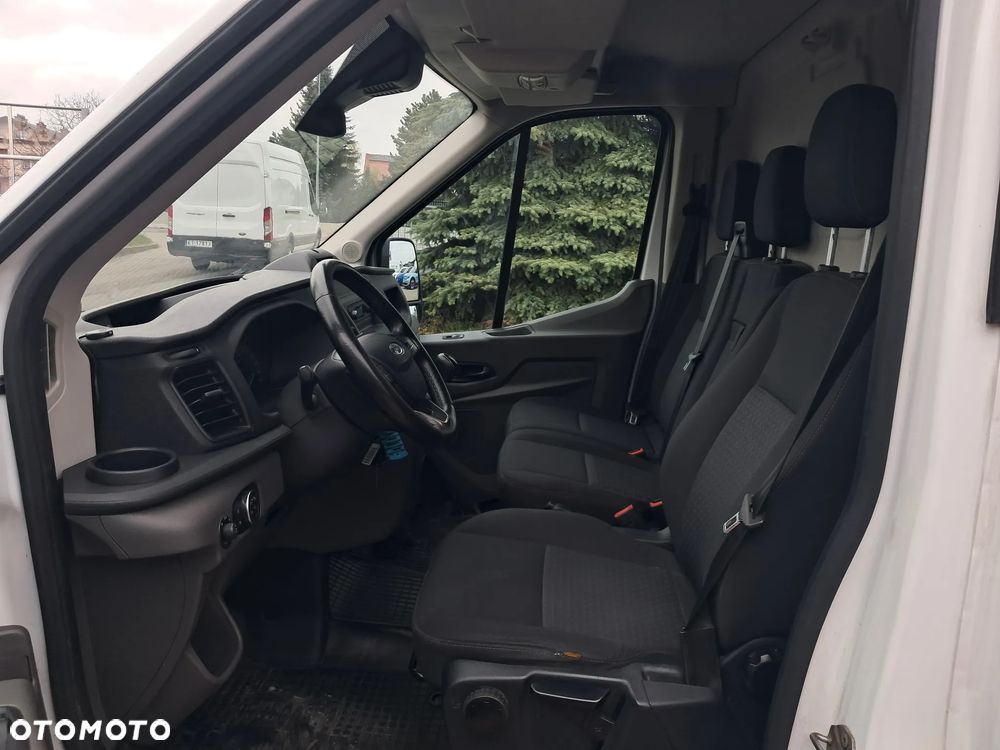 Ford Transit - 8