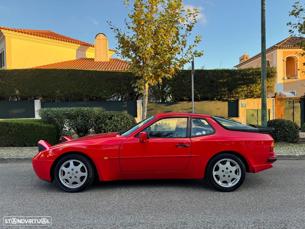Porsche 944 Turbo S - 15
