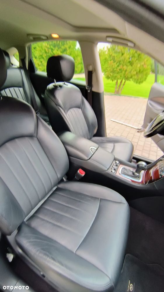 Infiniti Q50 - 14
