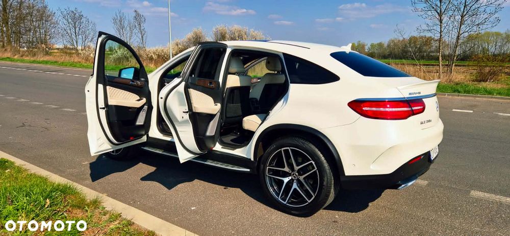 Mercedes-Benz GLE - 12