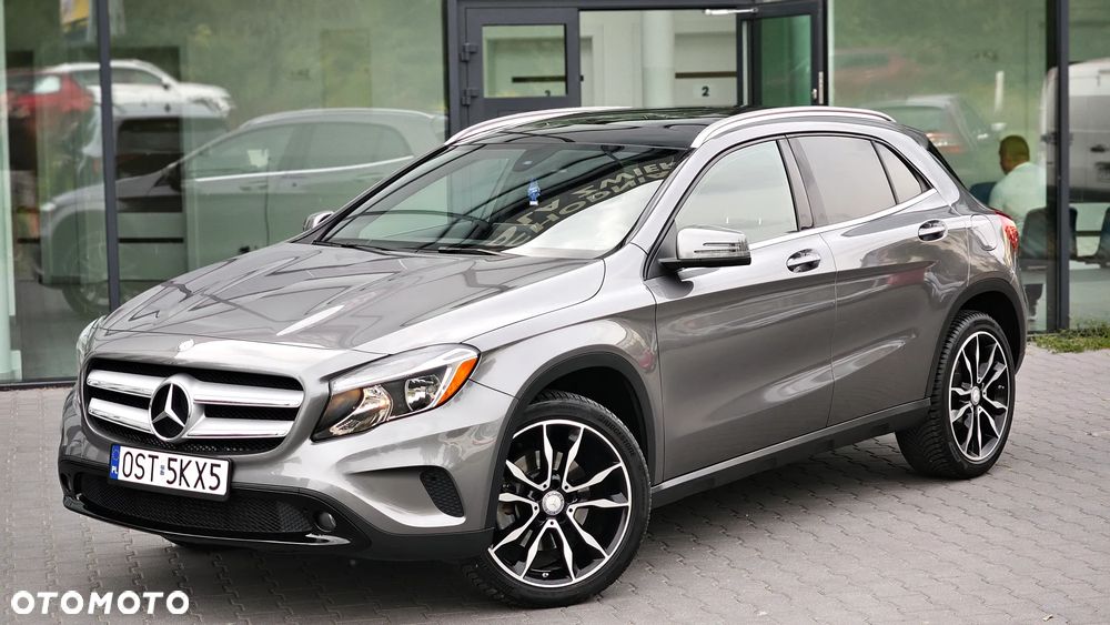 Mercedes-Benz GLA - 2