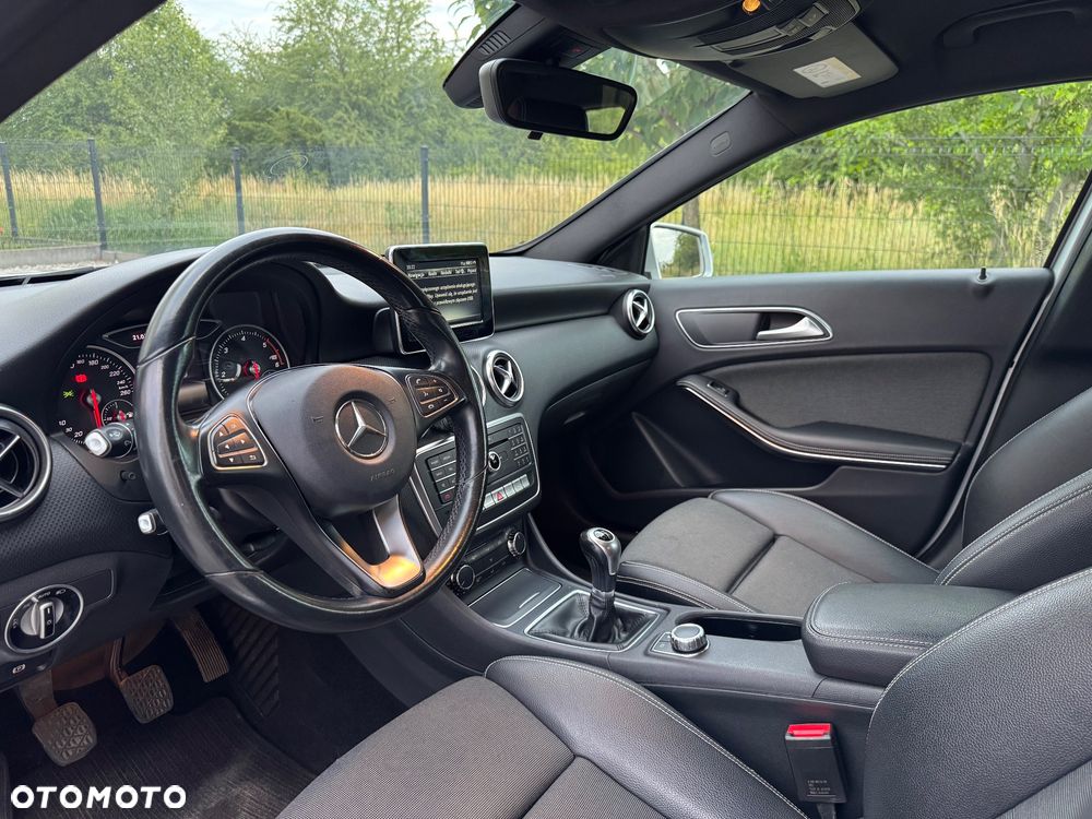 Mercedes-Benz Klasa A 180 d BlueEFFICIENCY Edition - 19