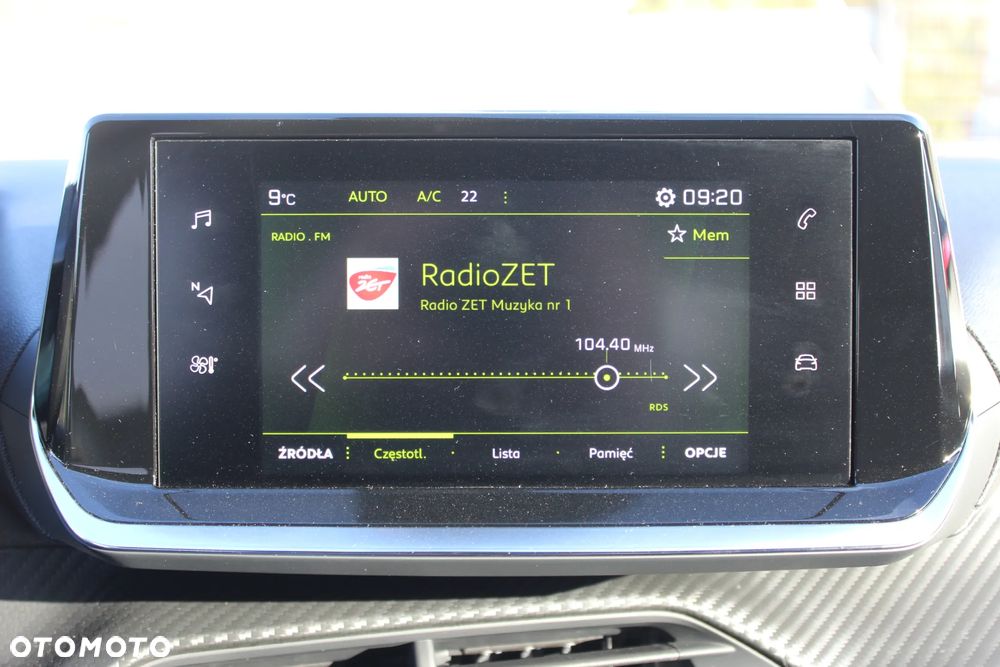 Peugeot 2008 1.2 PureTech Active S&S EAT8 - 20