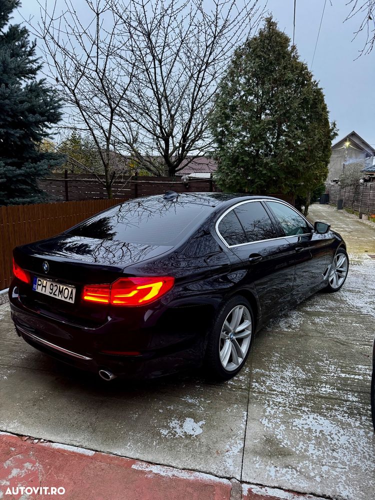BMW Seria 5 520i Aut. Luxury Line - 3