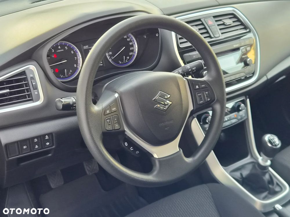 Suzuki SX4 S-Cross - 13