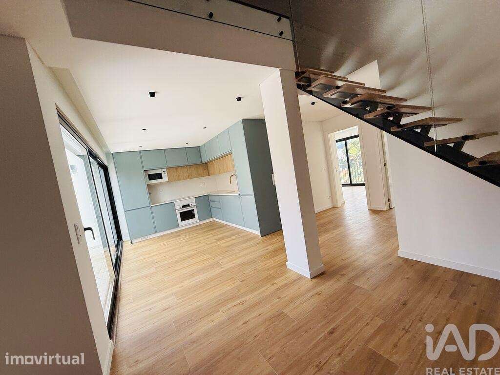 Duplex T3 em Alcabideche de 142,00 m2 - Grande imagem: 2/30