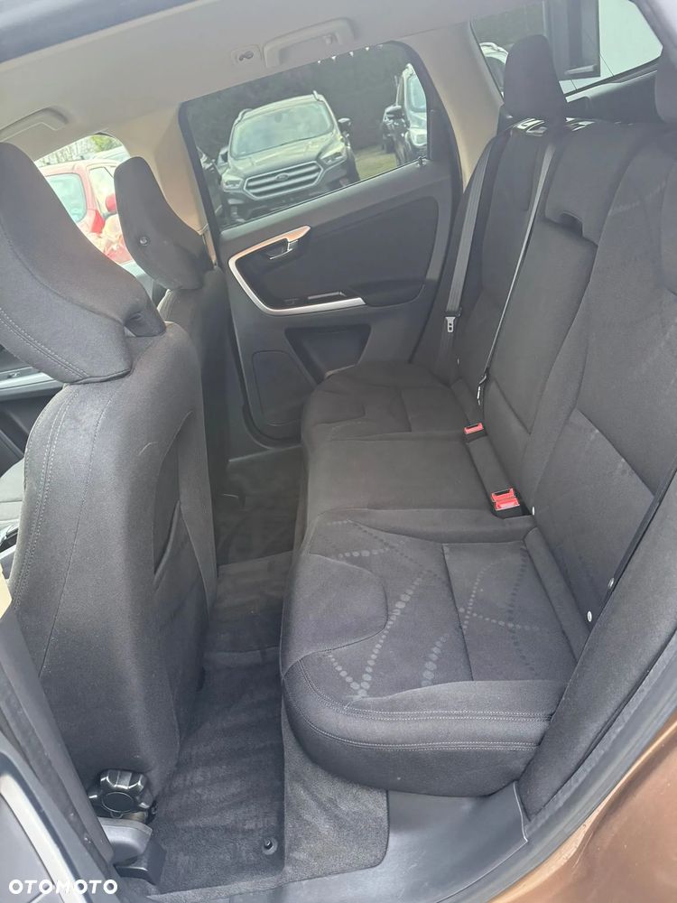 Volvo XC 60 - 19