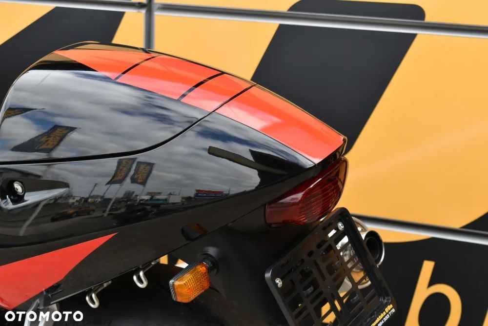 Suzuki GSX-R - 17