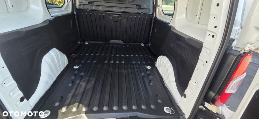 Opel Combo - 31