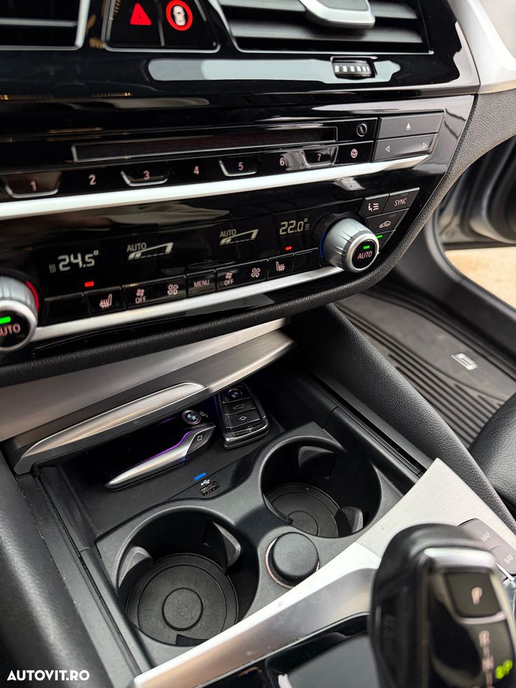 BMW Seria 5 530i xDrive AT - 20