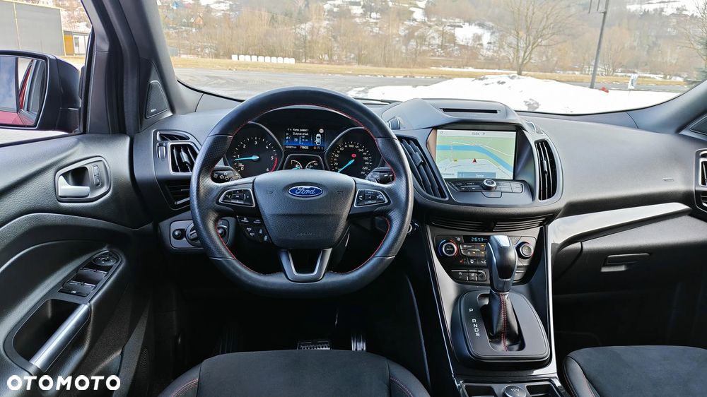 Ford Kuga 2.0 TDCi 4x4 ST-Line - 22