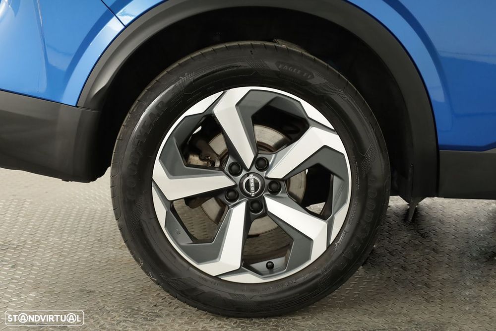 Nissan Qashqai 1.3 DIG-T N-Connecta LED Xtronic - 5