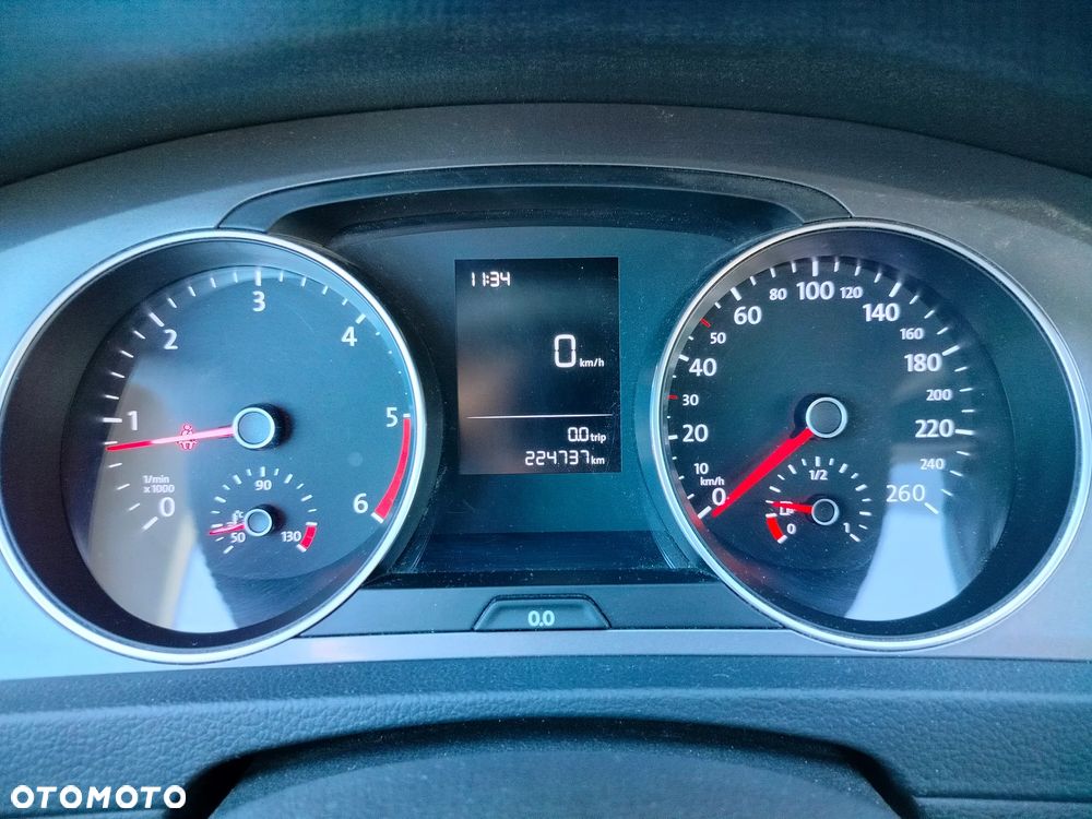 Volkswagen Golf - 12