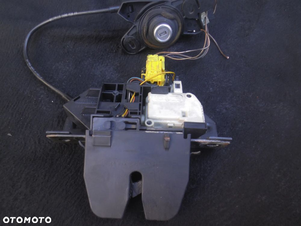 VECTRA C ZAMEK KLAPY BAGAŻNIKA 13173563 9180101 + WKŁADKA ORYGINAŁ OPEL POSIADAM 2SZT - 8