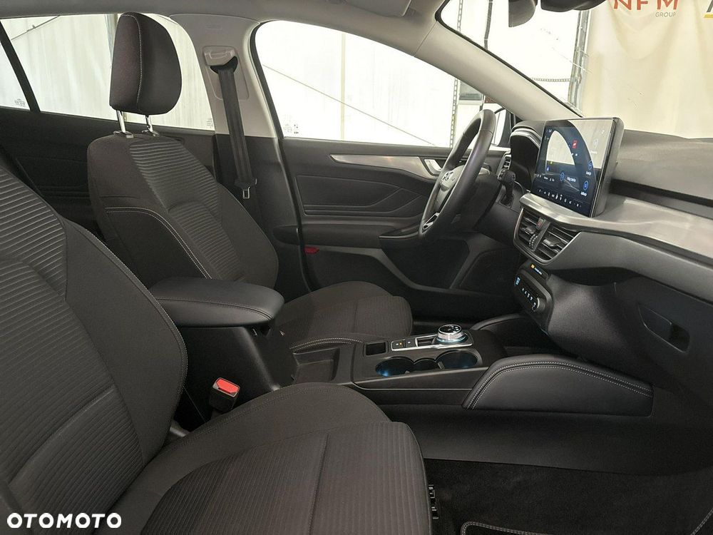 Ford Focus - 22