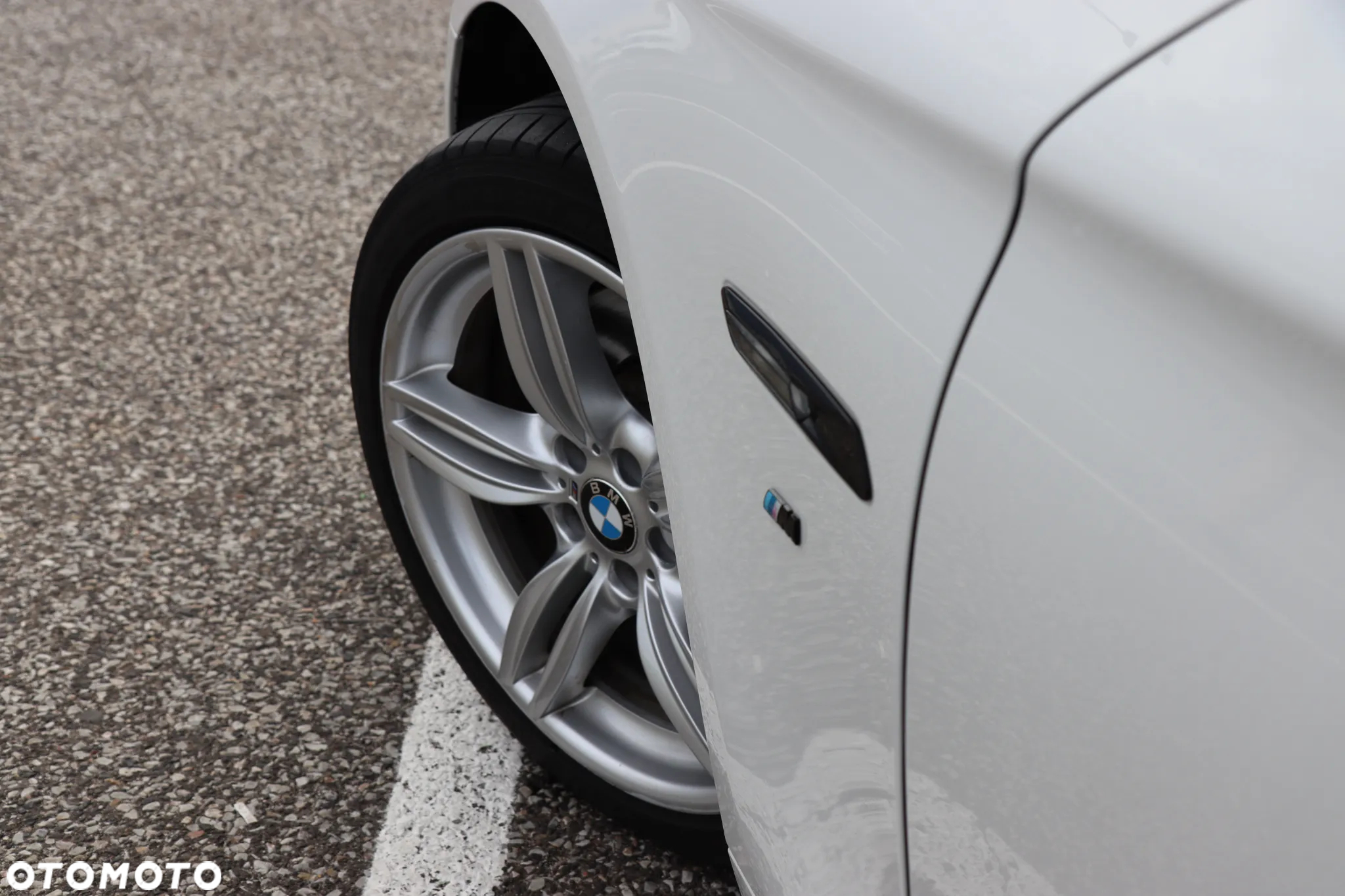 BMW Seria 5 525d xDrive - 5