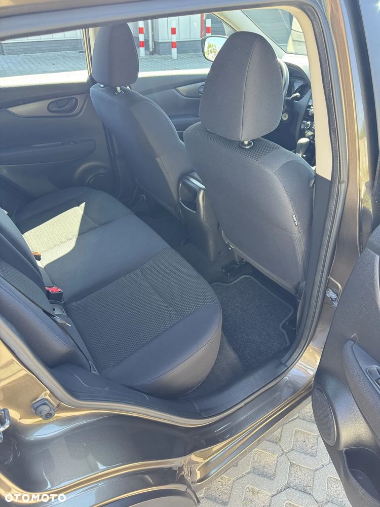 Nissan Qashqai 1.2 DIG-T Visia Xtronic - 20