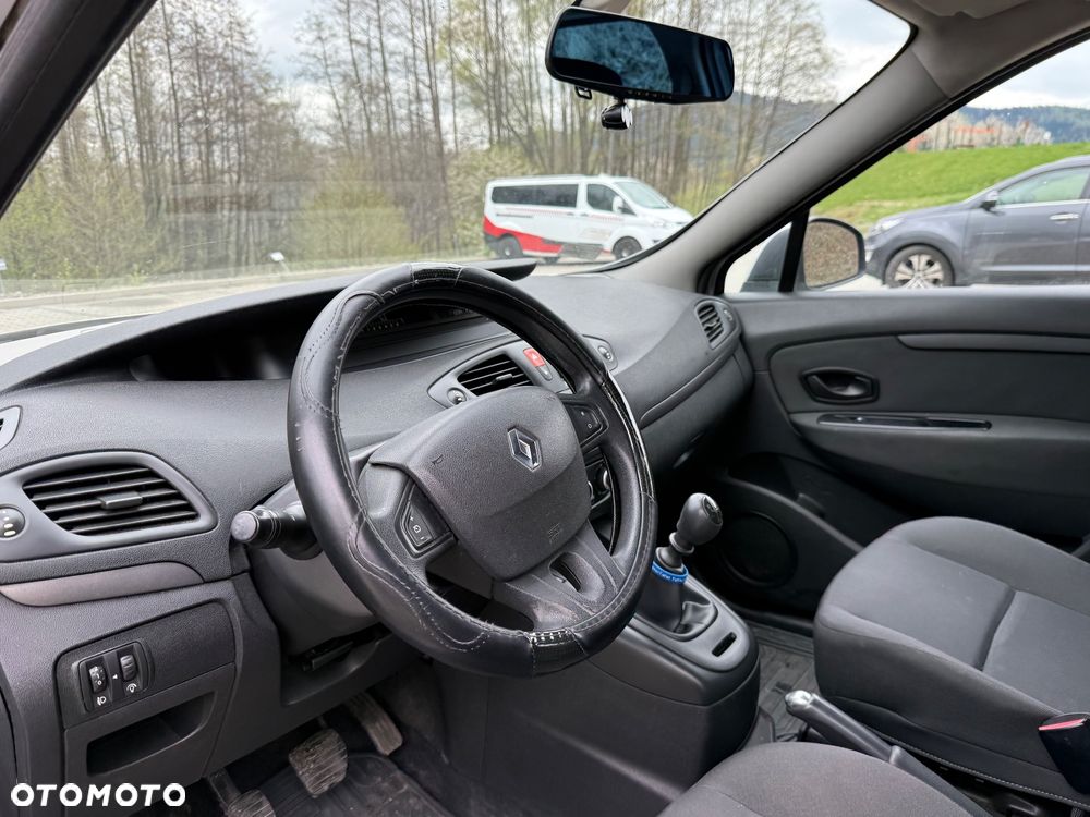 Renault Scenic dCi 110 Expression - 13