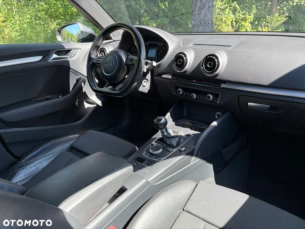 Audi A3 Sportback - 12