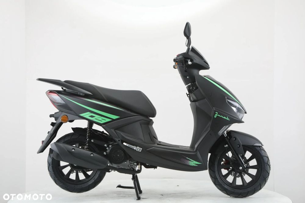 Junak Inny - 2