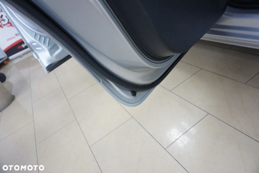 Peugeot 5008 HDI FAP 160 Automatik Active - 19