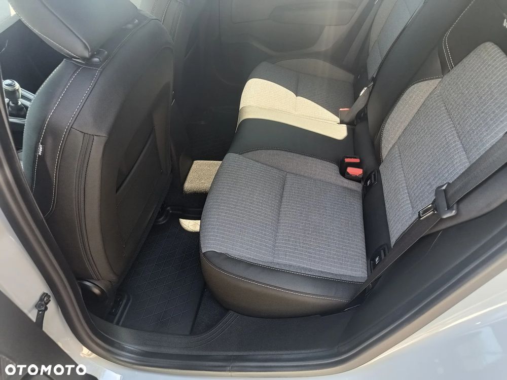 Renault Clio 1.0 TCe Techno - 22