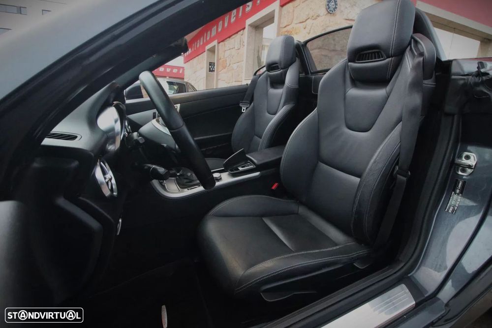 Mercedes-Benz SLK 200 (BlueEFFICIENCY) 7G-TRONIC - 15