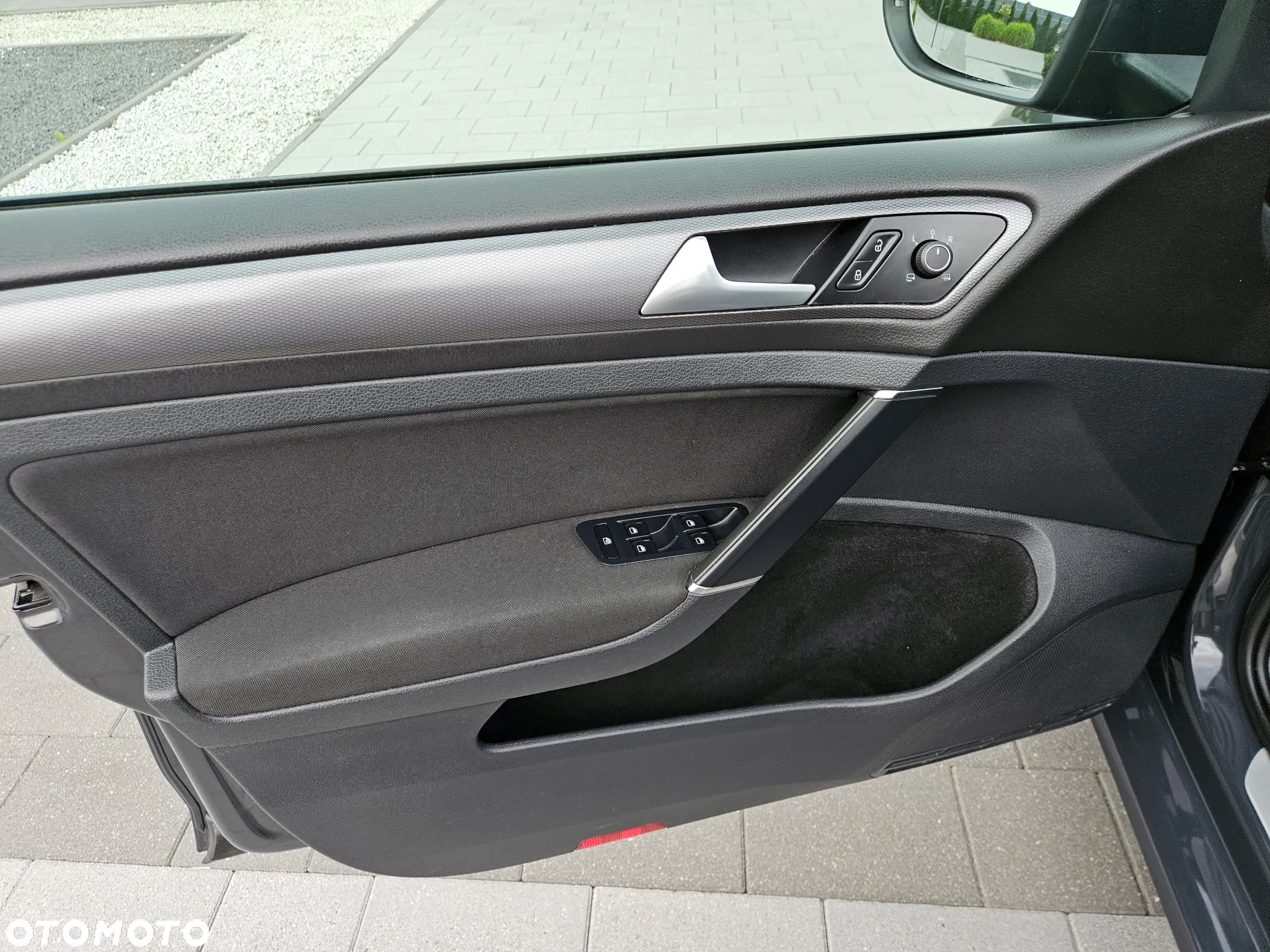 Volkswagen Golf 1.2 TSI BlueMotion Technology Lounge - 8