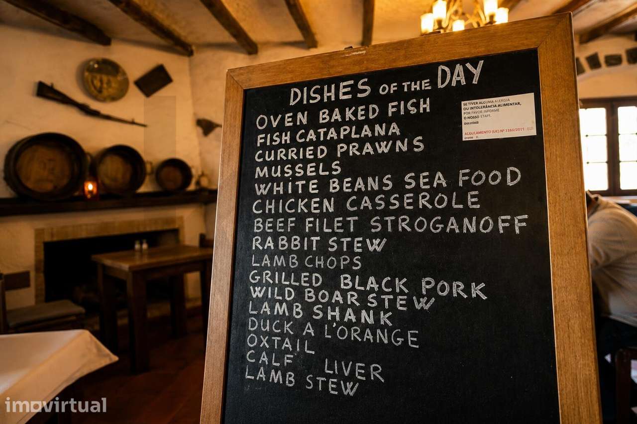 Restaurante de destino no Algarve com reputação consolidada. - Grande imagem: 5/23