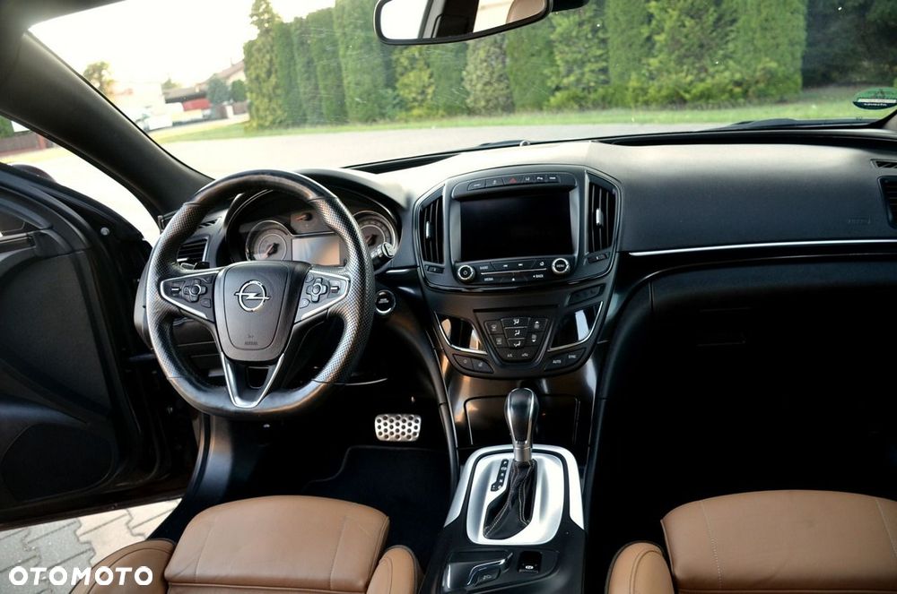 Opel Insignia - 23