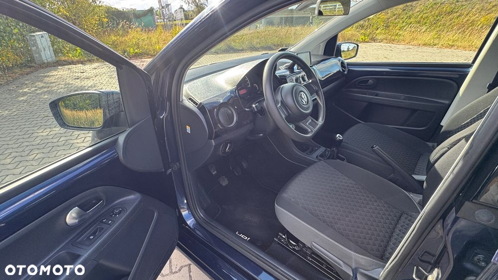 Volkswagen up! - 11