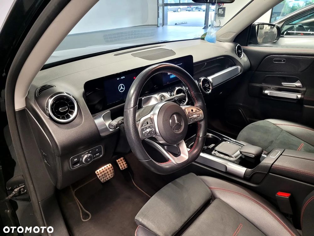 Mercedes-Benz GLB - 5