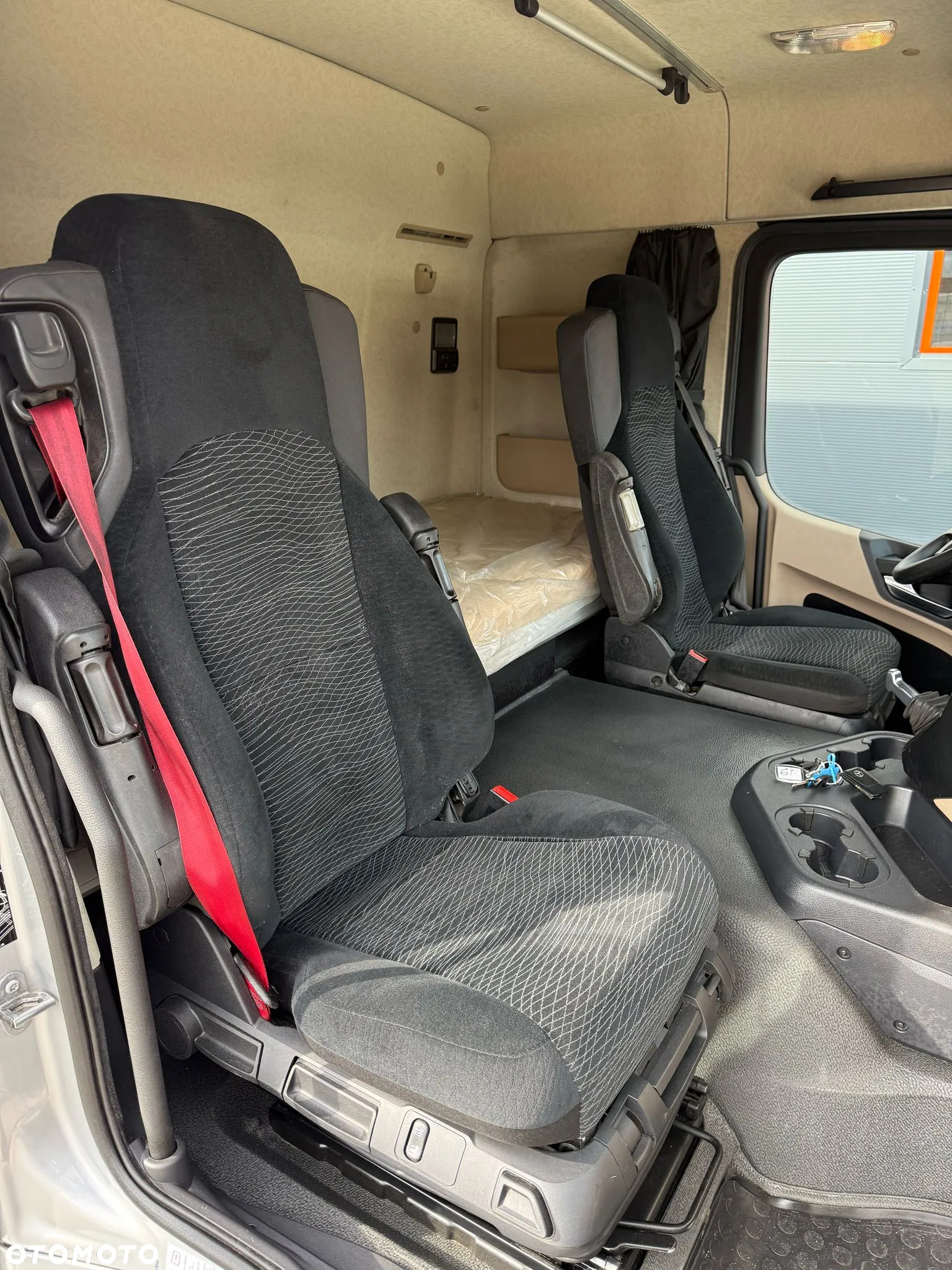 Mercedes-Benz Actros 1824 // E6 // sypialka // chłodnia 20 Epal // winda // 4x2 - 26