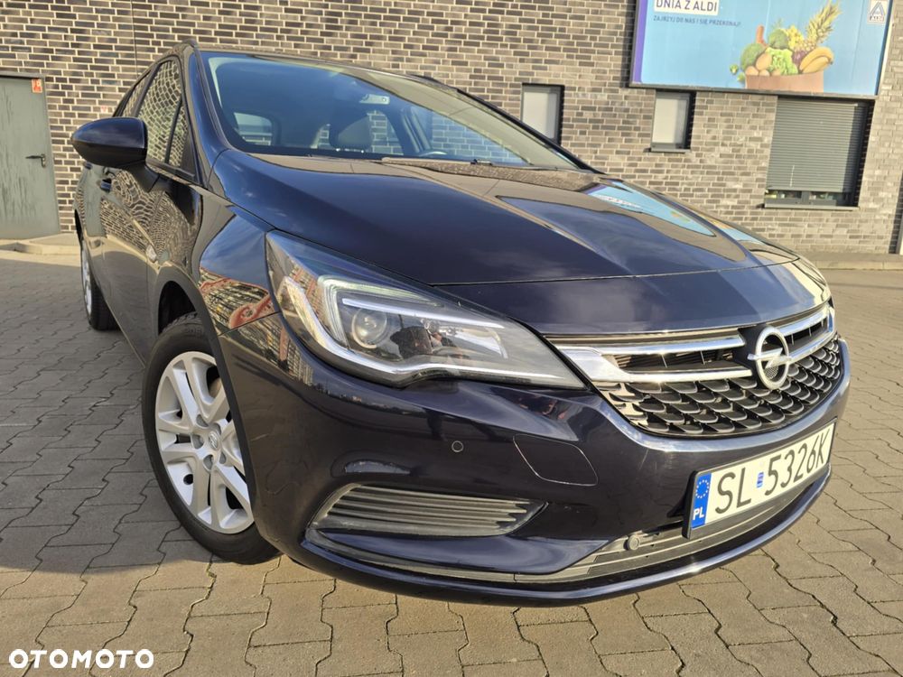 Opel Astra 1.6 D (CDTI) Automatik Dynamic - 1