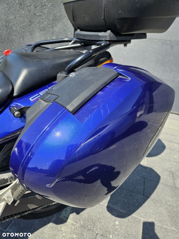 Honda CBF - 7