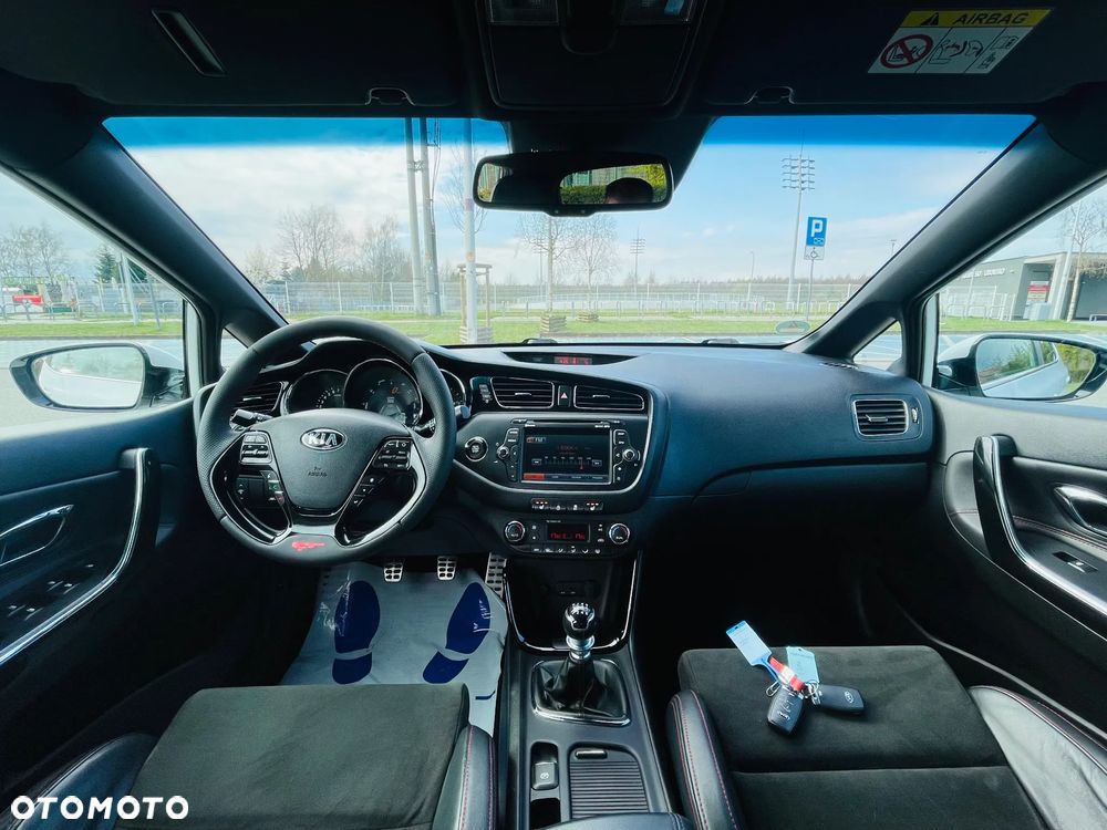 Kia Ceed 1.6 T-GDI GT-Challenge - 13