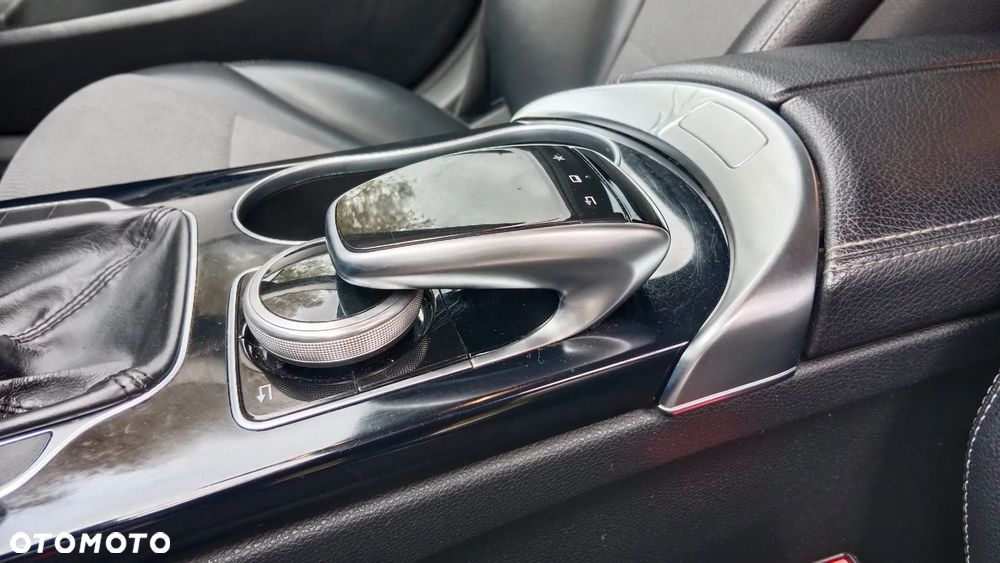 Mercedes-Benz Klasa C - 28