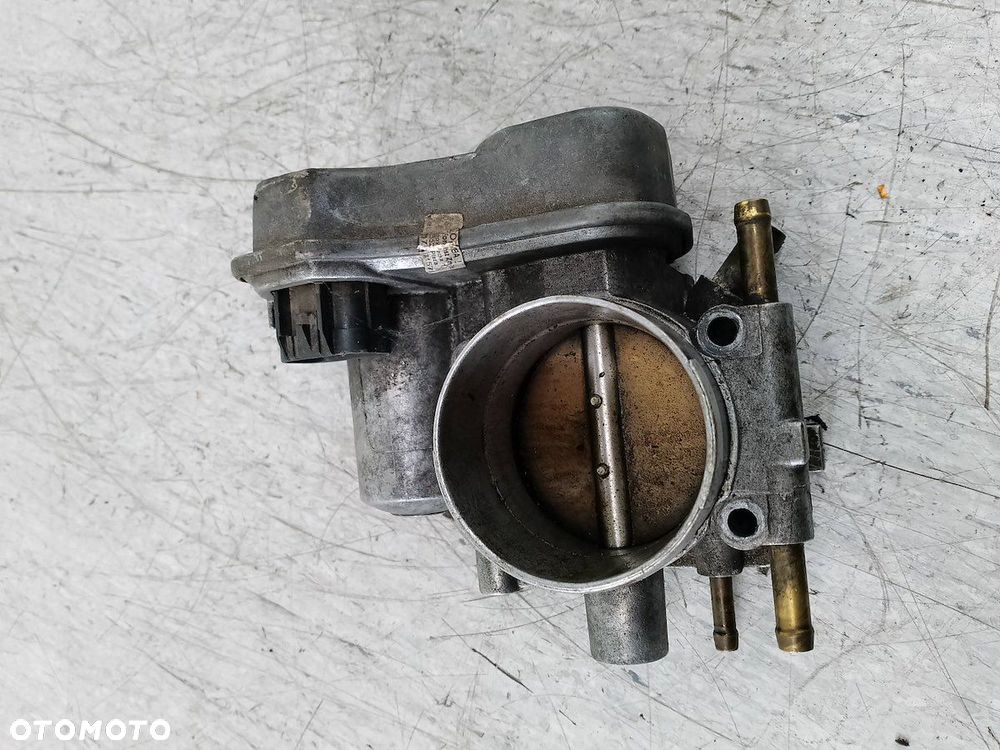 PRZEPUSTNICA OPEL ASTRA H 055559227  25378492A 1.6 B - 1