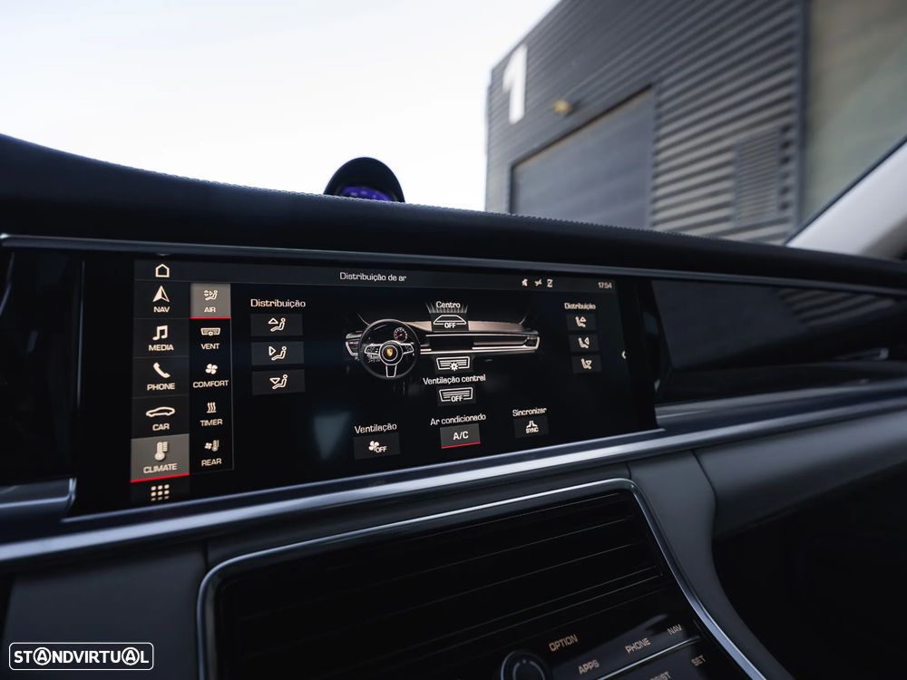 Porsche Panamera 4 E-Hybrid - 20