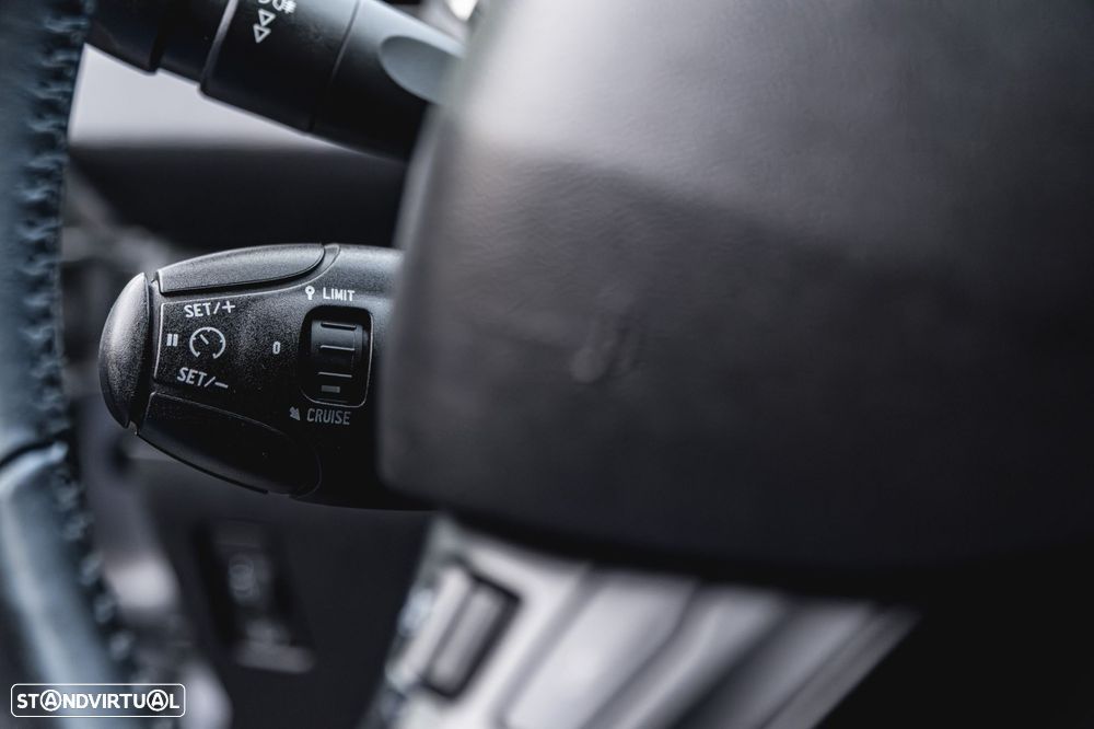 Peugeot 208 1.6 BlueHDi Style - 12