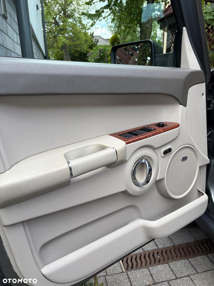 Jeep Commander 3.0 CRD Limited - 17