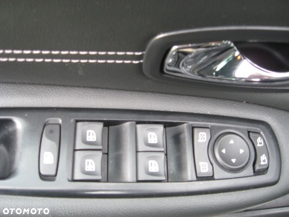 Renault Scenic Energy dCi 130 Start & Stop Bose Edition - 20